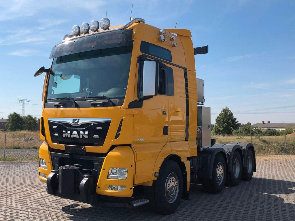 MAN TGX 41.640 8x4 Euro 6,Schwerlast 250t - شاحنة جرار: صور 2 MAN TGX 41.640 8x4 Euro 6,Schwerlast 250t - شاحنة جرار: صور 2