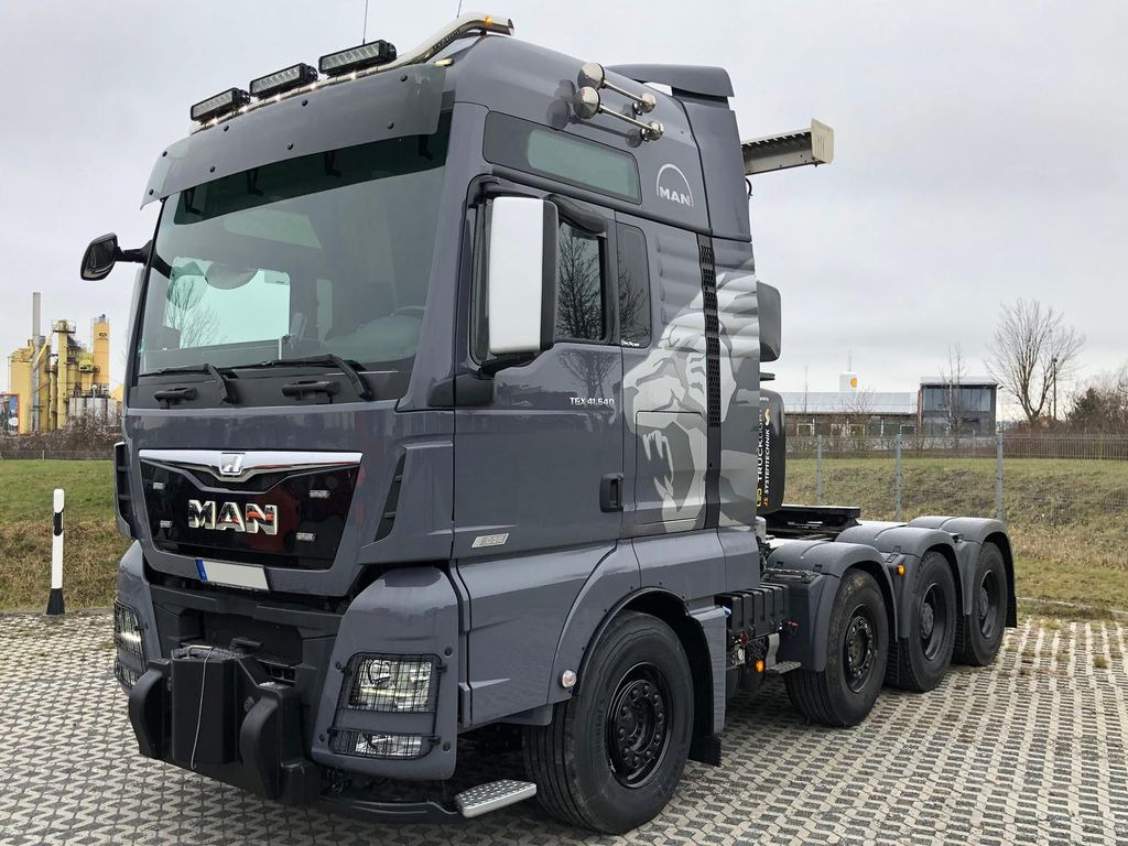 MAN TGX 41.640 8x4 Euro 6,Schwerlast 250t - شاحنة جرار: صور 2 MAN TGX 41.640 8x4 Euro 6,Schwerlast 250t - شاحنة جرار: صور 2