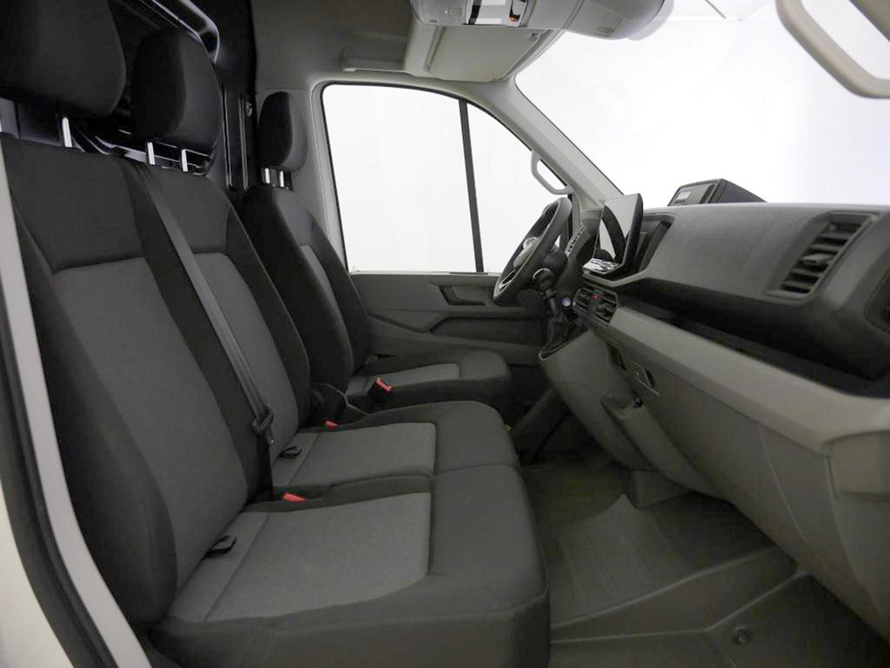 Volkswagen Crafter Kasten 35 L4H3 KAMERA KLIMA SITZHZ DAB - فان: صور 5 Volkswagen Crafter Kasten 35 L4H3 KAMERA KLIMA SITZHZ DAB - فان: صور 5