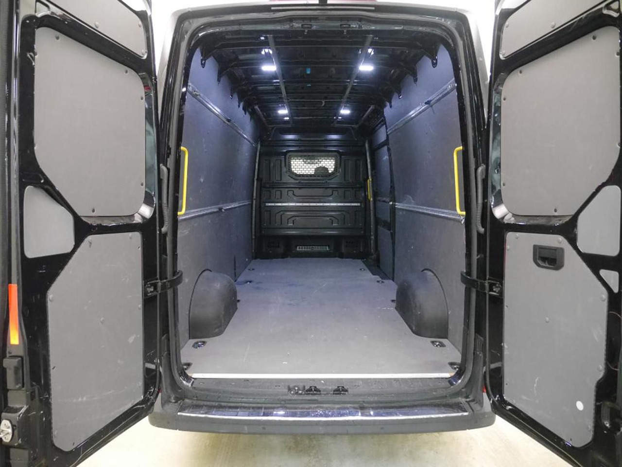 ميكروباص Volkswagen Crafter Kasten 35 L4H3 NAVI DAB KAMERA PDC: صور 8