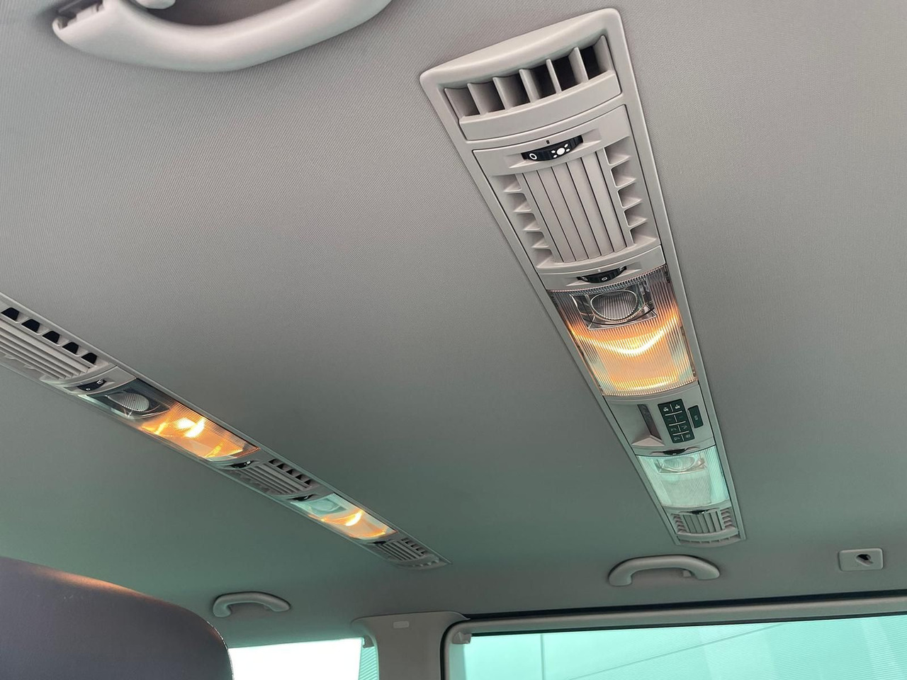 حافلة صغيرة, ميكروباص Volkswagen T5 Multivan Highline 4M LEDER AHK MFL: صور 29 حافلة صغيرة, ميكروباص Volkswagen T5 Multivan Highline 4M LEDER AHK MFL: صور 29