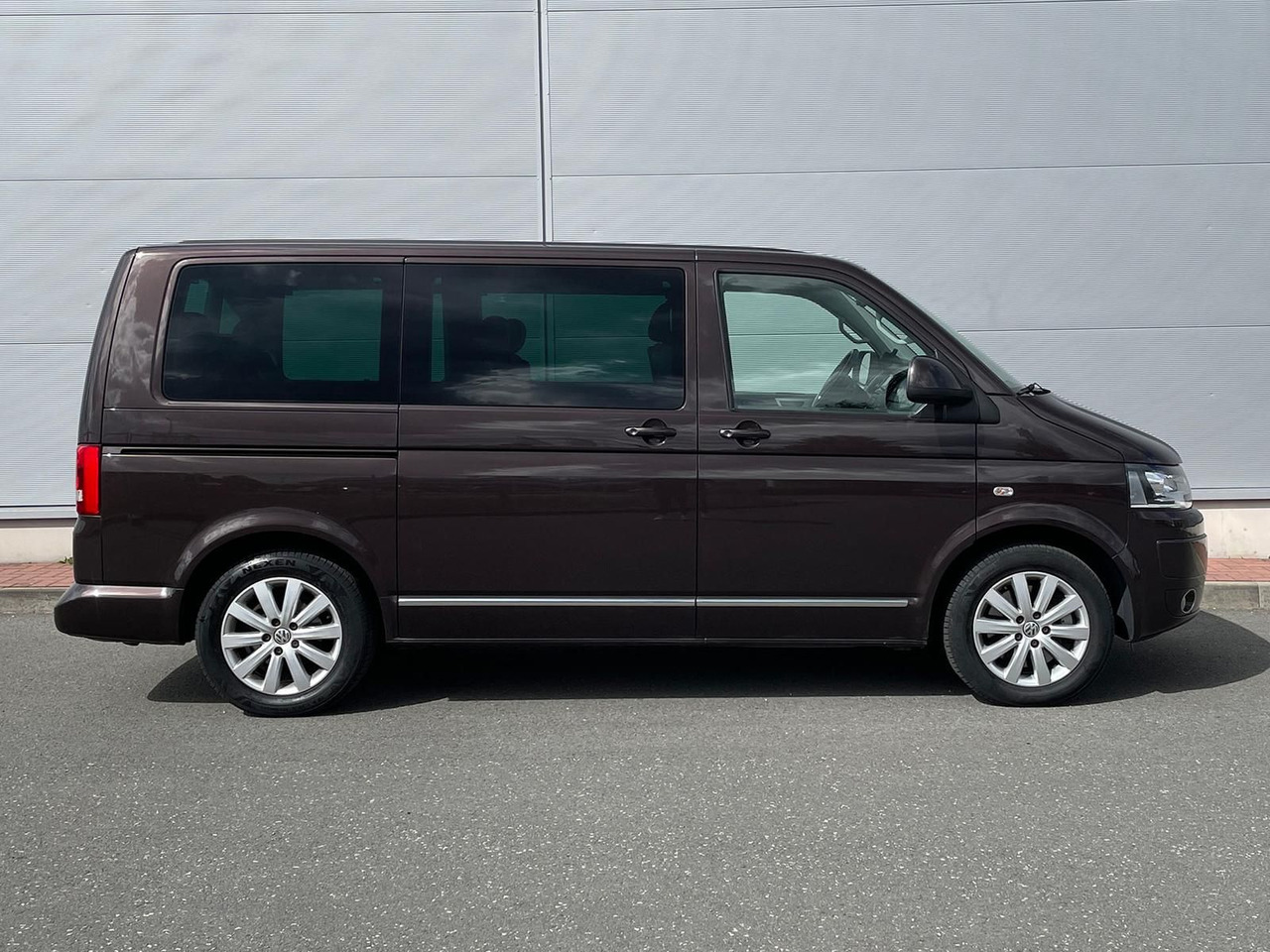 Volkswagen T5 Multivan Highline 4M LEDER AHK MFL - حافلة صغيرة, ميكروباص: صور 5 Volkswagen T5 Multivan Highline 4M LEDER AHK MFL - حافلة صغيرة, ميكروباص: صور 5