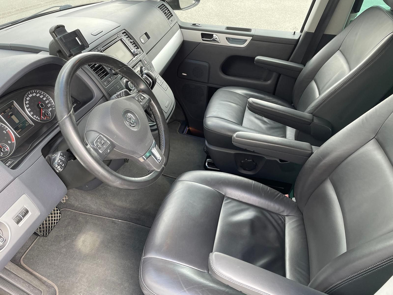 حافلة صغيرة, ميكروباص Volkswagen T5 Multivan Highline 4M LEDER AHK MFL: صور 27 حافلة صغيرة, ميكروباص Volkswagen T5 Multivan Highline 4M LEDER AHK MFL: صور 27