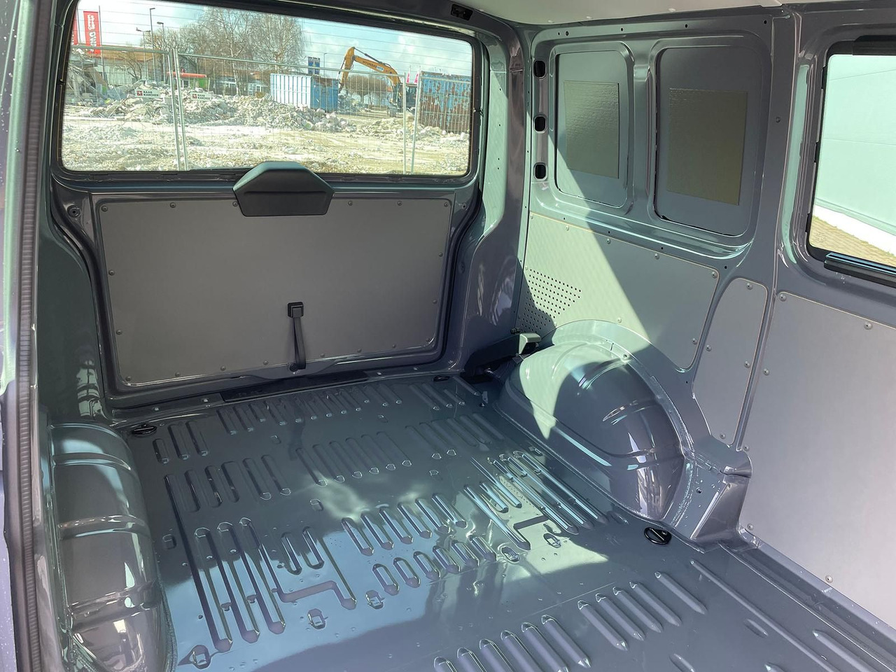 فان Volkswagen T6.1 Transporter Kasten 4M ACC PDC KAMERA STANDH: صور 11