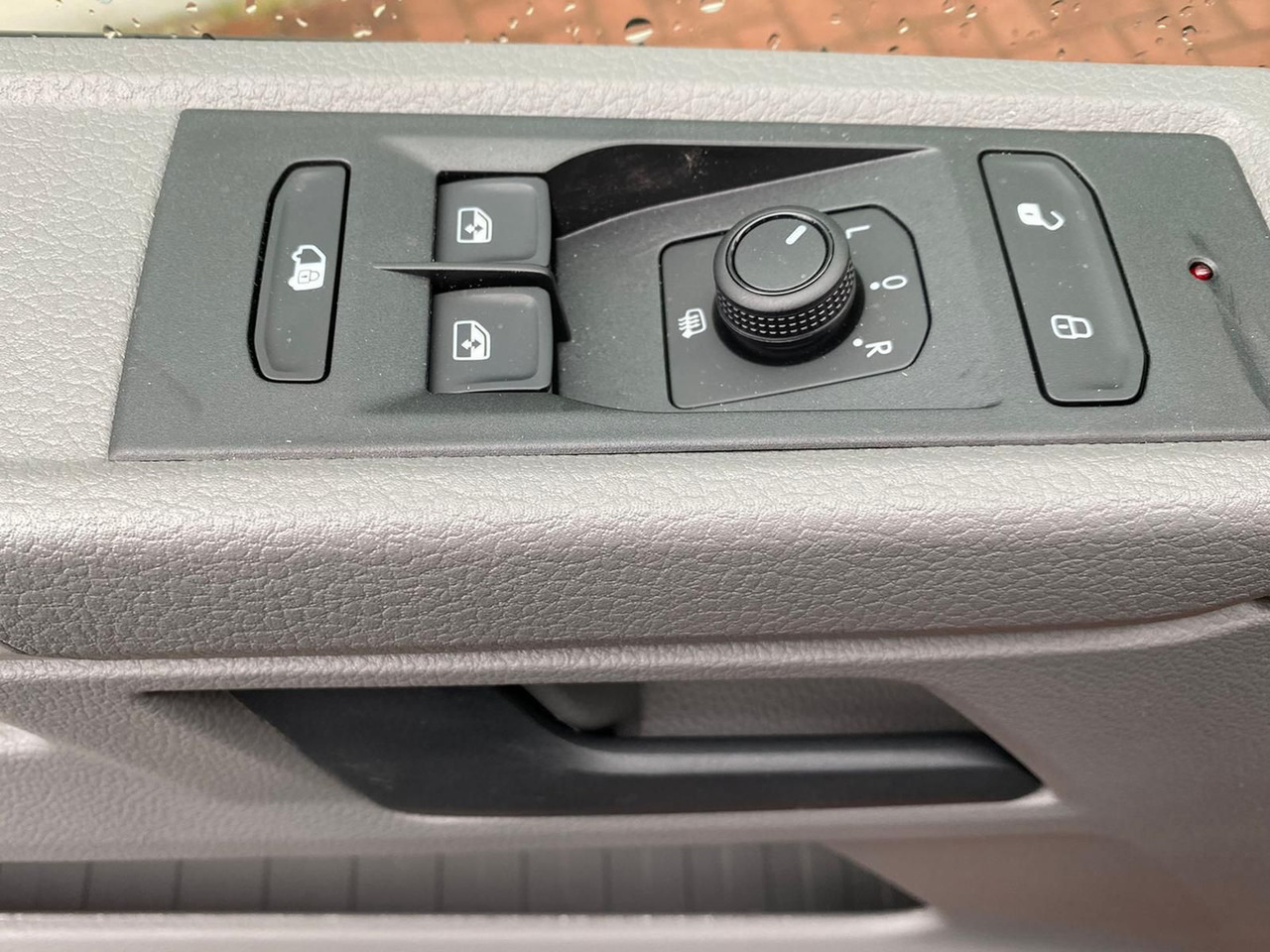 فان Volkswagen T6.1 Transporter Kasten lang LED PDC KLIMA SITZH: صور 29