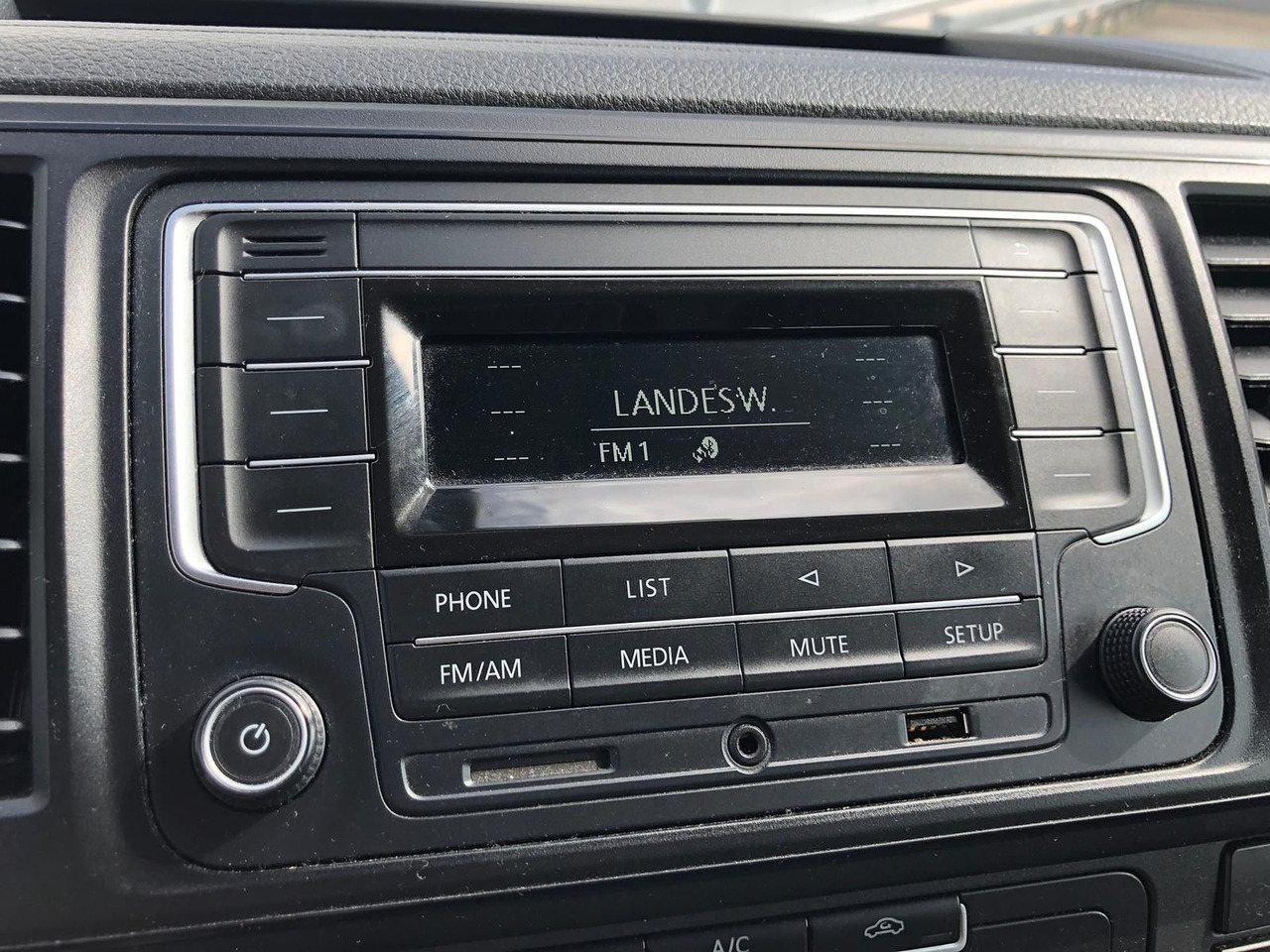 حافلة صغيرة, ميكروباص Volkswagen T6 Transporter 2.0 TDI Kombi lang 9-SITZE TEMP: صور 31