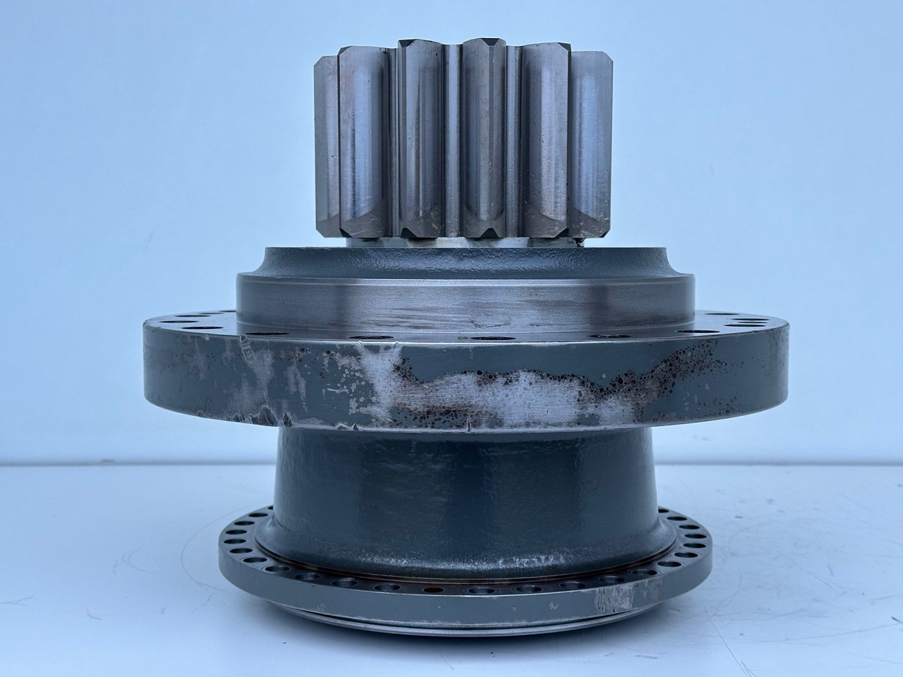 Liebherr Abtriebswellengehäuse ID-Nr.90013701 mit Abtriebswelle ID-Nr.90214087. SAT275A290. R922 LC-1486. R924 LC-1487. #0774#0784# - محرك سوينغ - حفارات زحافة: صور 5 Liebherr Abtriebswellengehäuse ID-Nr.90013701 mit Abtriebswelle ID-Nr.90214087. SAT275A290. R922 LC-1486. R924 LC-1487. #0774#0784# - محرك سوينغ - حفارات زحافة: صور 5