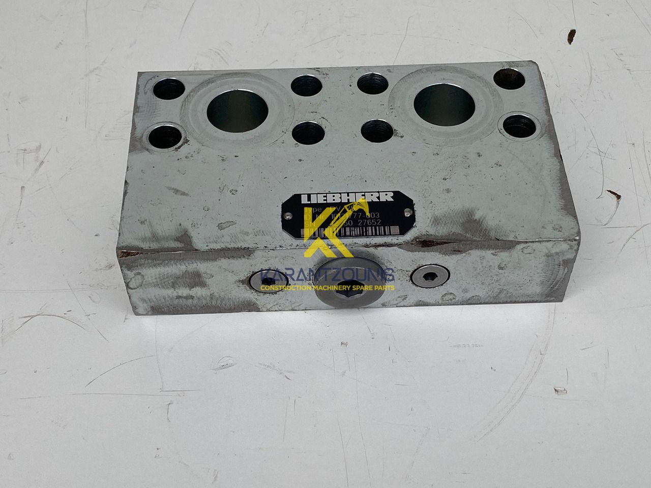 Liebherr Dämpfungsventil ID-Nr.10121777. P924 COMP, P926, R926, R916, R922, R924 COMP, R924, R926 COMP, R926, R930, R936, R946, R950 T, R960 T. #DÄ27652# - محرك سوينغ - حفارة: صور 1 Liebherr Dämpfungsventil ID-Nr.10121777. P924 COMP, P926, R926, R916, R922, R924 COMP, R924, R926 COMP, R926, R930, R936, R946, R950 T, R960 T. #DÄ27652# - محرك سوينغ - حفارة: صور 1