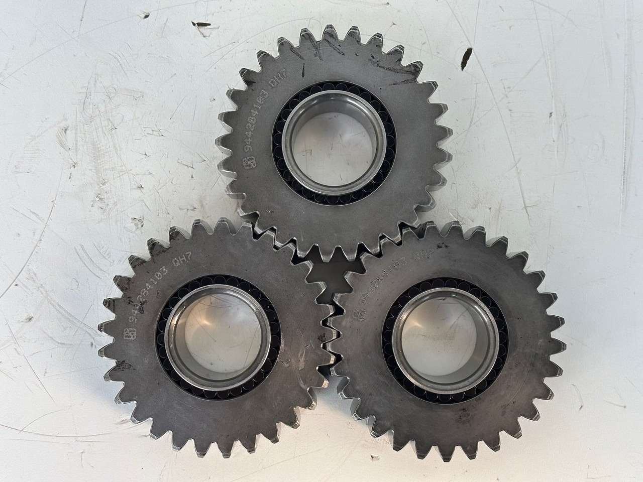 Liebherr Planetenrad ID-Nr.9442840 - ID-Nr.944284003. FAT350 - FAT350P022 - FAT350P059 - FAT350P062 - FAT350P068 - FAT350P079. LH22C, R313, R317, R900, R902, R904, R912, R914, R922, R924, R924 COMP - محرك السفر - آلات البناء: صور 3 Liebherr Planetenrad ID-Nr.9442840 - ID-Nr.944284003. FAT350 - FAT350P022 - FAT350P059 - FAT350P062 - FAT350P068 - FAT350P079. LH22C, R313, R317, R900, R902, R904, R912, R914, R922, R924, R924 COMP - محرك السفر - آلات البناء: صور 3