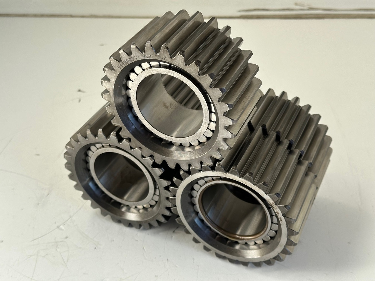 Liebherr Planetenrad ID-Nr.9443004 - ID-Nr.944300403. FAT400-FAT400/018-FAT400P018-FAT400P063-FAT400P073-FAT400P092. R934 IND,R906,R914,R916,R922,R924,R932,R934,R936,R942,R944. #944300503.18.12# - محرك السفر - حفارات زحافة: صور 3 Liebherr Planetenrad ID-Nr.9443004 - ID-Nr.944300403. FAT400-FAT400/018-FAT400P018-FAT400P063-FAT400P073-FAT400P092. R934 IND,R906,R914,R916,R922,R924,R932,R934,R936,R942,R944. #944300503.18.12# - محرك السفر - حفارات زحافة: صور 3