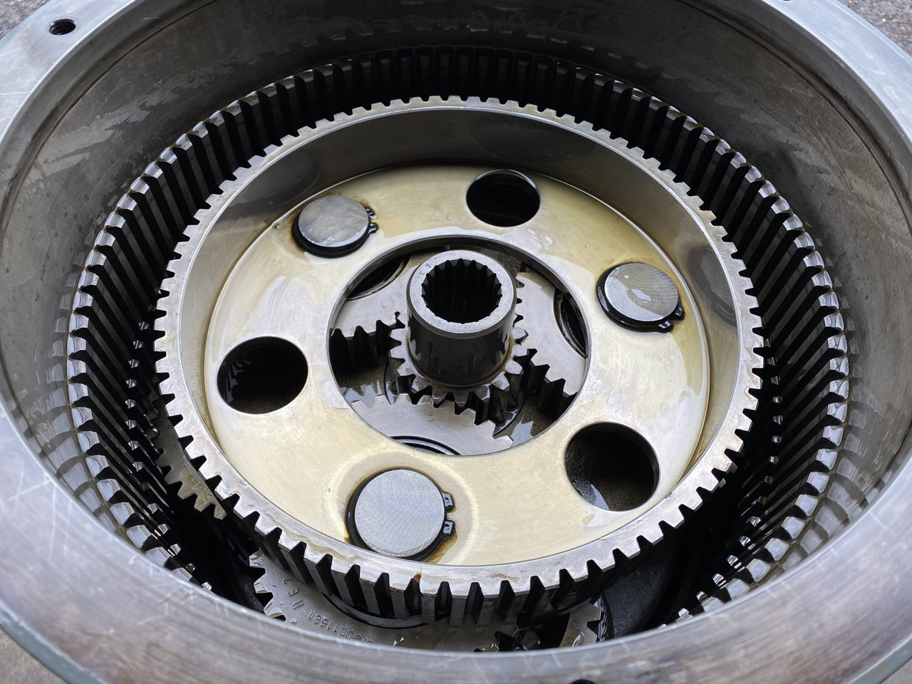 محرك سوينغ - حفارات زحافة Liebherr Schwenkantrieb SAT375/279,   ID-Nr.90011483.    P9150-1135, R9150-1133, R9150-1438, R9150-1592, R9150-1653, R9150-1857, R964 C.   #0164#: صور 8