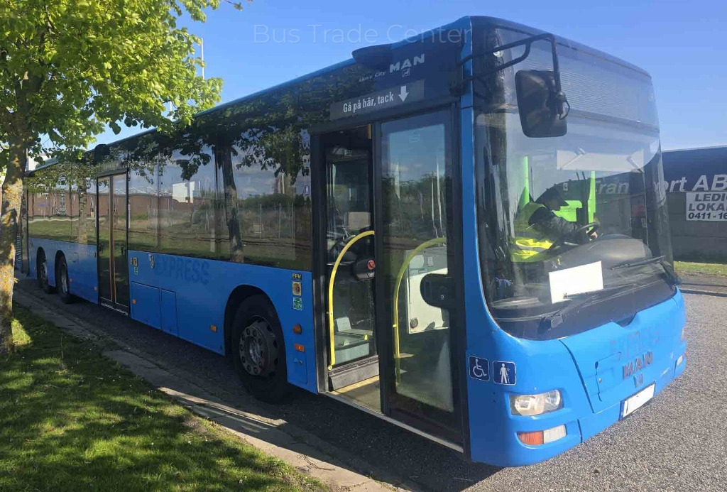 MAN LION´S CITY LLE A26 - باص النقل بين المدن: صور 1 MAN LION´S CITY LLE A26 - باص النقل بين المدن: صور 1