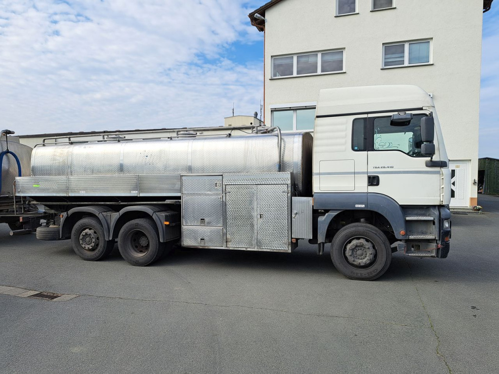 MAN TGA 03 26.413 FNLLW Wasserfahrzeug (Nr. 5726) - شاحنة صهريج: صور 2 MAN TGA 03 26.413 FNLLW Wasserfahrzeug (Nr. 5726) - شاحنة صهريج: صور 2