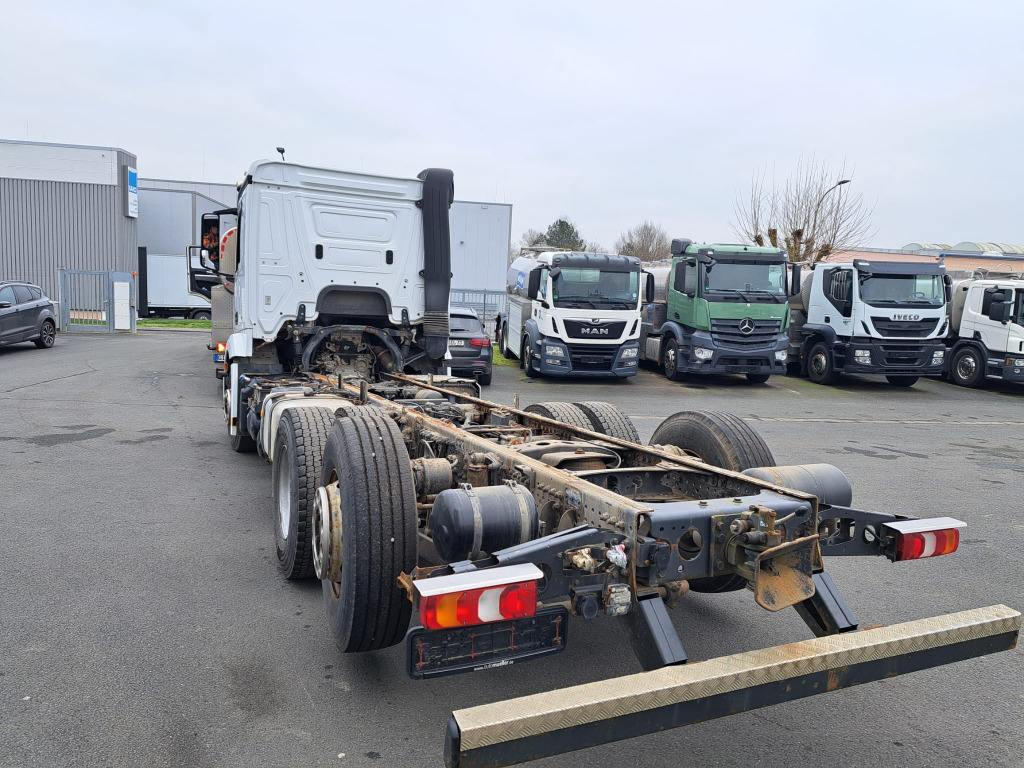 Mercedes Benz Actros 2545 L 6x2 Motorschaden(Nr. 5785) - الشاسيه شاحنة: صور 5 Mercedes Benz Actros 2545 L 6x2 Motorschaden(Nr. 5785) - الشاسيه شاحنة: صور 5
