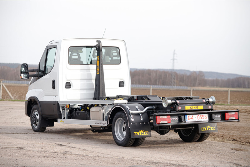 Iveco Daily 70C18 - شاحنة ذات الخطاف: صور 1 Iveco Daily 70C18 - شاحنة ذات الخطاف: صور 1