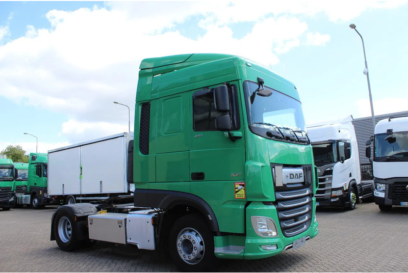 شاحنة جرار DAF XF 480 * ADR * 4X2 *: صور 6