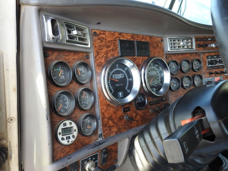 شاحنات مسطحة Kenworth * C500 * Bed / winch Truck * 6x4 Oil Field Truck *: صور 19 شاحنات مسطحة Kenworth * C500 * Bed / winch Truck * 6x4 Oil Field Truck *: صور 19