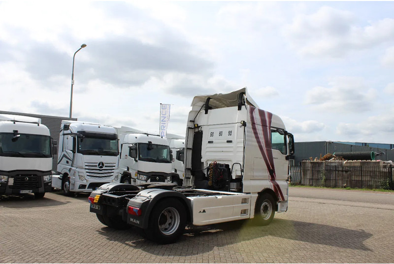 MAN TGX 18.440 * RETARDER * EURO5 * 4X2 * - شاحنة جرار: صور 3 MAN TGX 18.440 * RETARDER * EURO5 * 4X2 * - شاحنة جرار: صور 3