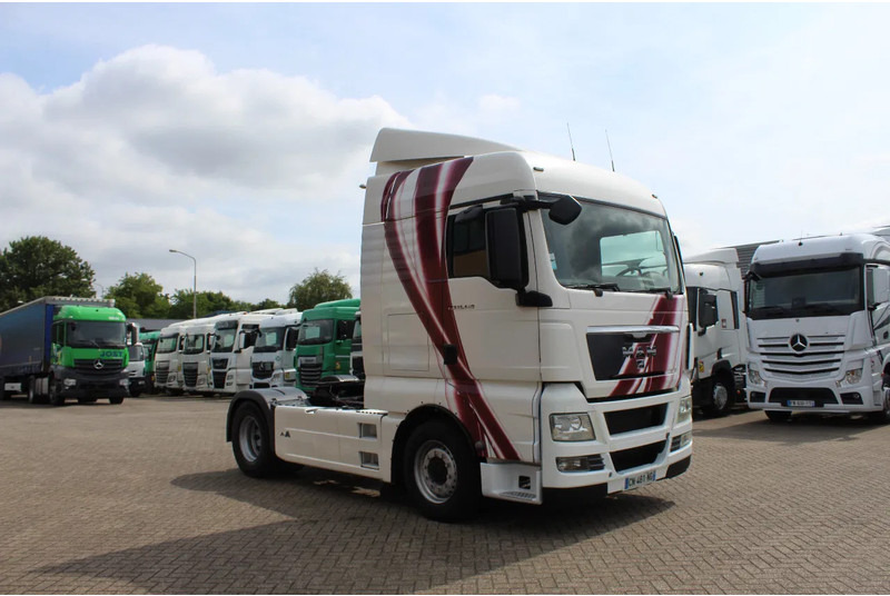 MAN TGX 18.440 * RETARDER * EURO5 * 4X2 * - شاحنة جرار: صور 4 MAN TGX 18.440 * RETARDER * EURO5 * 4X2 * - شاحنة جرار: صور 4