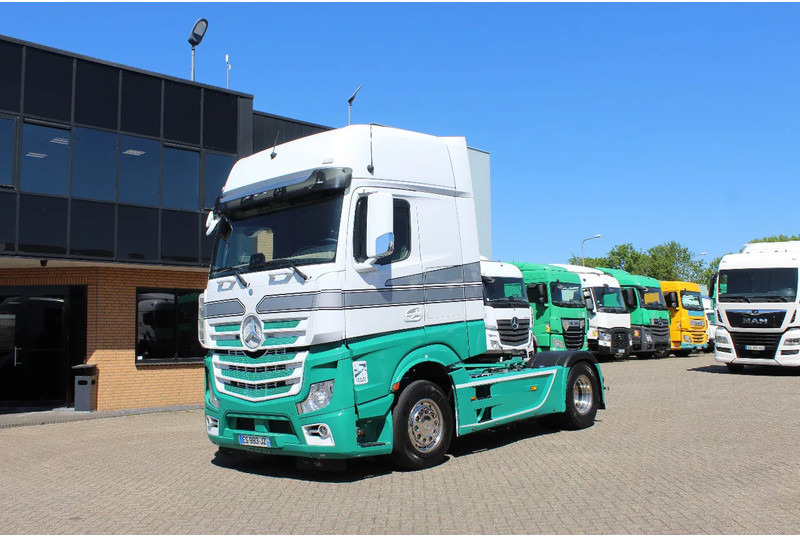 Mercedes-Benz Actros 1845 * EURO6 * 4X2 * 2 TANK * - شاحنة جرار: صور 1 Mercedes-Benz Actros 1845 * EURO6 * 4X2 * 2 TANK * - شاحنة جرار: صور 1