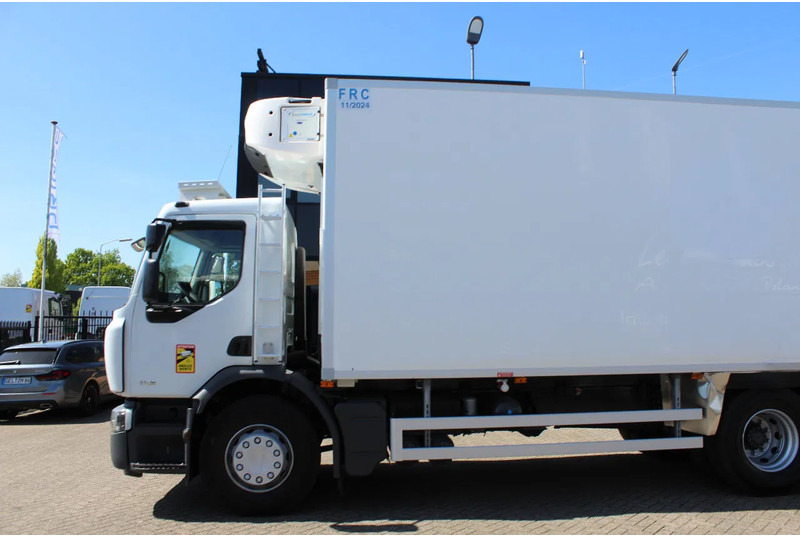 Renault Premium 310 * EURO5 * CARRIER SUPRA 850 * 6X2 * MANUAUL * - مبردة شاحنة: صور 4 Renault Premium 310 * EURO5 * CARRIER SUPRA 850 * 6X2 * MANUAUL * - مبردة شاحنة: صور 4
