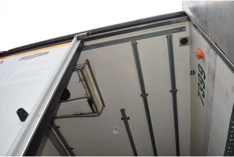 مبردة شاحنة Volvo * EURO5 * CARRIER SUPRA 950MT * 4X2 *: صور 13