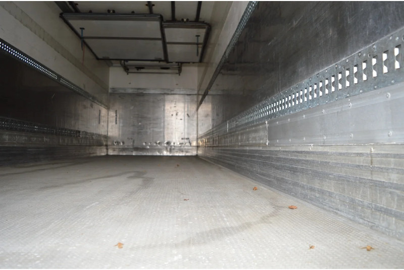 مبردة شاحنة Volvo * EURO5 * CARRIER SUPRA 950MT * 4X2 *: صور 12