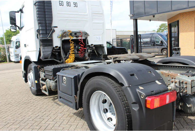 شاحنة جرار Volvo FH 12.420 * MANUAL * 4X2 *: صور 13