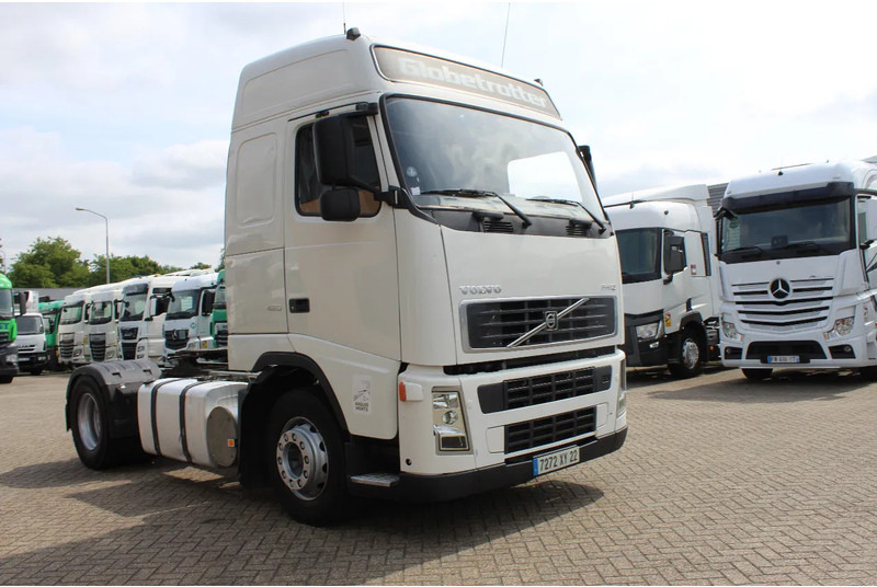 شاحنة جرار Volvo FH 12.420 * MANUAL * 4X2 *: صور 6