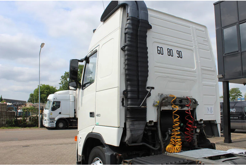 شاحنة جرار Volvo FH 12.420 * MANUAL * 4X2 *: صور 15