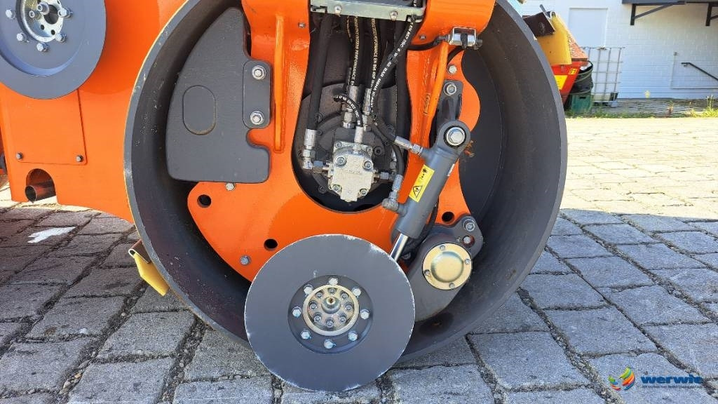 مدحلة الأسفلت Hamm HD 14i VV: صور 9