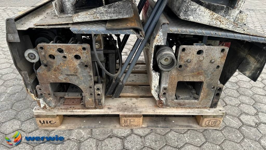 Vögele 0,75 m TP1 Verbreiterungen / Extensions - العامل بالقار: صور 2 Vögele 0,75 m TP1 Verbreiterungen / Extensions - العامل بالقار: صور 2