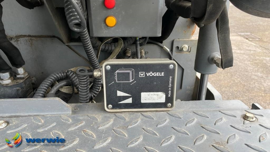 العامل بالقار Vögele SUPER 1303-3i / AB340-3TV (1,80 - 3,40 m): صور 22