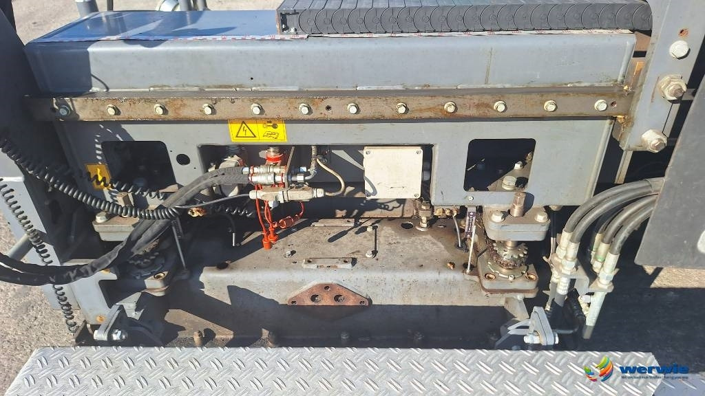 Vögele SUPER 1800-3i / AB500-3TV (2,55 - 5,00 m)  إيجار Vögele SUPER 1800-3i / AB500-3TV (2,55 - 5,00 m): صور 16 Vögele SUPER 1800-3i / AB500-3TV (2,55 - 5,00 m)  إيجار Vögele SUPER 1800-3i / AB500-3TV (2,55 - 5,00 m): صور 16