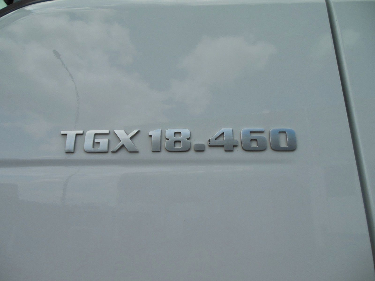 MAN TGX 18.460, XLX, VOLL LUFT, PRITSCHE 9,2M, TOP!! - شاحنة ستارة: صور 5 MAN TGX 18.460, XLX, VOLL LUFT, PRITSCHE 9,2M, TOP!! - شاحنة ستارة: صور 5