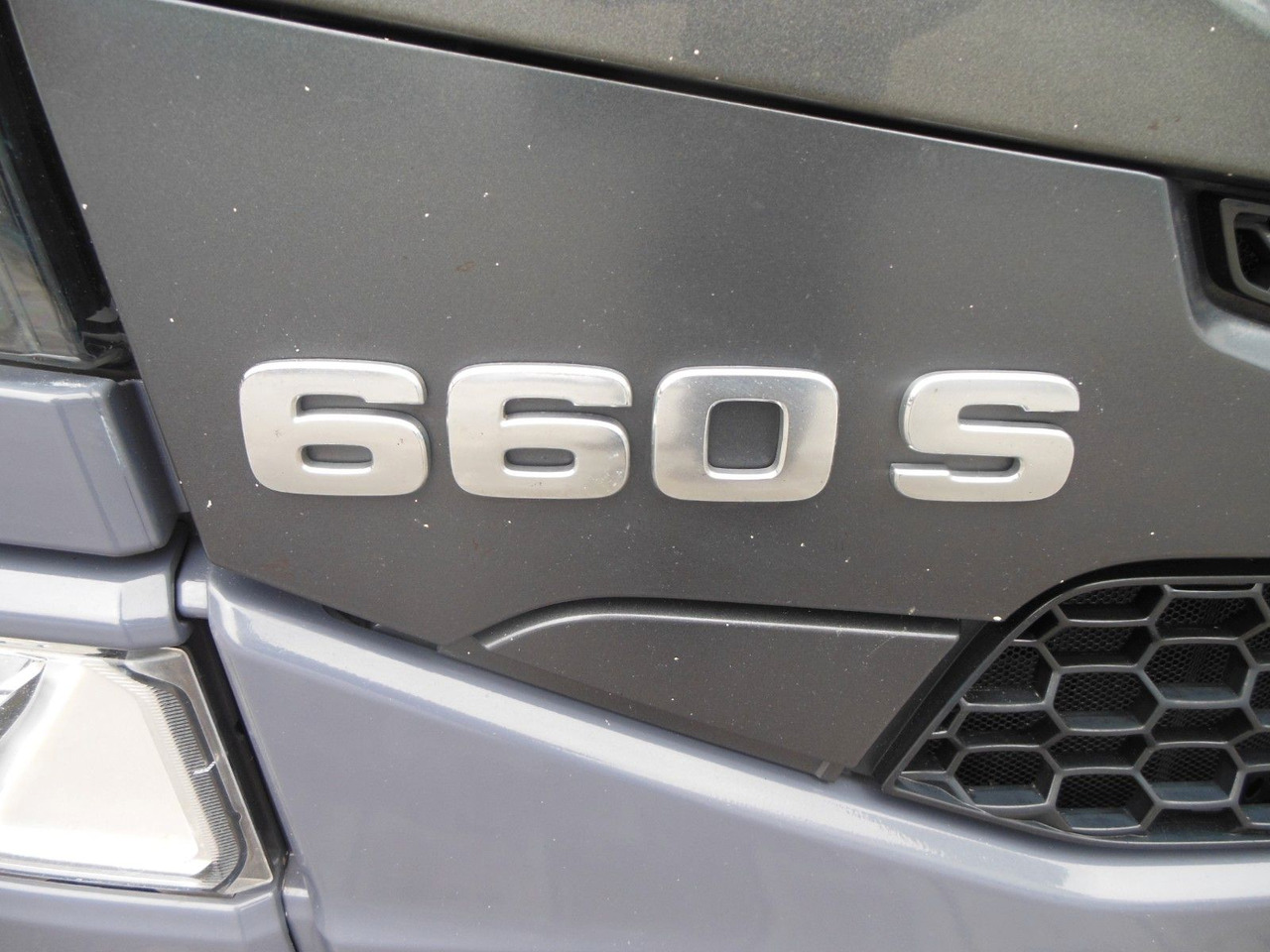 Scania 660 S, V8, RETARDER, VOLL LUFT, TOP!!! - شاحنة جرار: صور 5 Scania 660 S, V8, RETARDER, VOLL LUFT, TOP!!! - شاحنة جرار: صور 5
