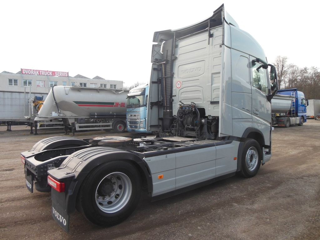 Volvo FH 13/460 TURBO COMPOUND,I-SAVE,I-PARK COOL,TOP - شاحنة جرار: صور 3 Volvo FH 13/460 TURBO COMPOUND,I-SAVE,I-PARK COOL,TOP - شاحنة جرار: صور 3