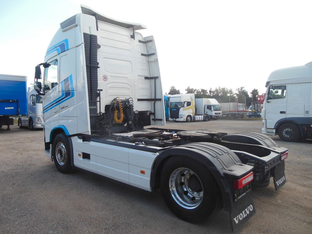 Volvo FH 13/500, GLOBE XL, HYDRAULIK, ALU FELGEN, TOP! - شاحنة جرار: صور 4 Volvo FH 13/500, GLOBE XL, HYDRAULIK, ALU FELGEN, TOP! - شاحنة جرار: صور 4