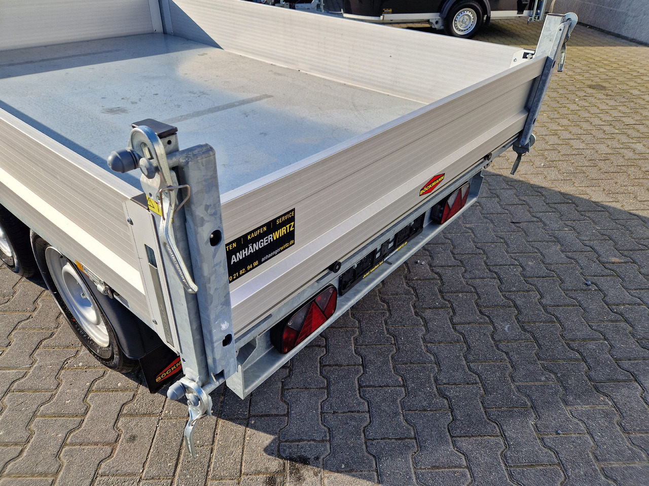 قلابة مقطورة Böckmann Kipper DK AL 2516/27 256x165x30cm Elektro + NHP Pendel (S) 2700kg: صور 8
