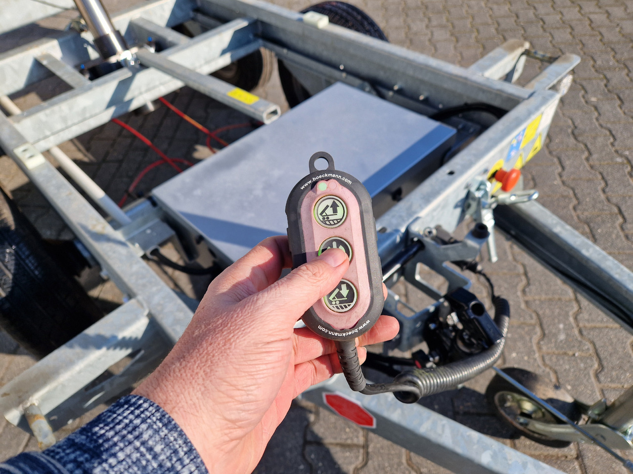قلابة مقطورة Böckmann Kipper DK AL 2516/27 256x165x30cm Elektro + NHP Pendel (S) 2700kg: صور 14