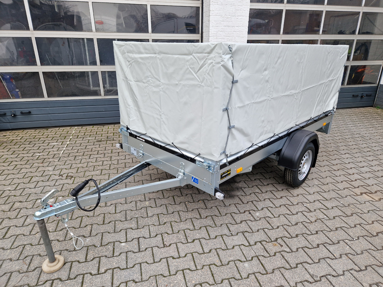 Brenderup 2270S UB 750 270x128x100cm Hochplane (S) 750kg - مقطورات السيارات: صور 3 Brenderup 2270S UB 750 270x128x100cm Hochplane (S) 750kg - مقطورات السيارات: صور 3