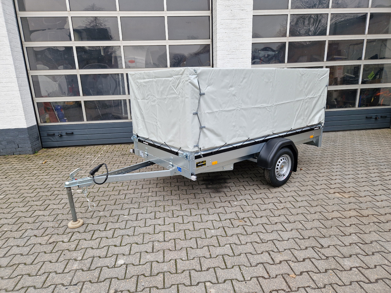 Brenderup 2270S UB 750 270x128x100cm Hochplane (S) 750kg - مقطورات السيارات: صور 2 Brenderup 2270S UB 750 270x128x100cm Hochplane (S) 750kg - مقطورات السيارات: صور 2