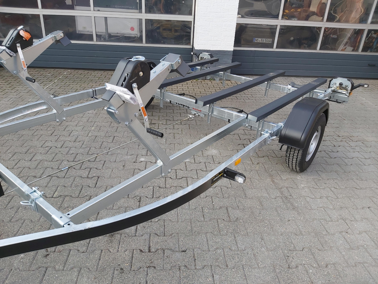 Brenderup Bootsanhänger Brenderup Doppel Jetski PWC21200BRA X-Line Langauflagen Winden 1200kg Spül - مقطورة القارب: صور 2 Brenderup Bootsanhänger Brenderup Doppel Jetski PWC21200BRA X-Line Langauflagen Winden 1200kg Spül - مقطورة القارب: صور 2
