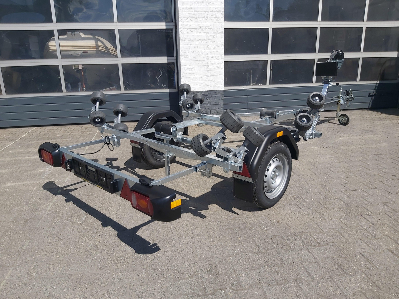 Brenderup Bootsanhänger Schlauchbootanhänger 150600UB RBX 600kg Januar online Aktion - مقطورة القارب: صور 5 Brenderup Bootsanhänger Schlauchbootanhänger 150600UB RBX 600kg Januar online Aktion - مقطورة القارب: صور 5