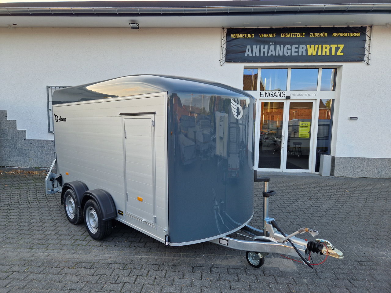 Cargo Roadster 500 XL 365x166x198cm Alu Poly irongrey Seitentür 2600kg Pullman 100km/H Modell 09.24 - مقطورات السيارات: صور 2 Cargo Roadster 500 XL 365x166x198cm Alu Poly irongrey Seitentür 2600kg Pullman 100km/H Modell 09.24 - مقطورات السيارات: صور 2