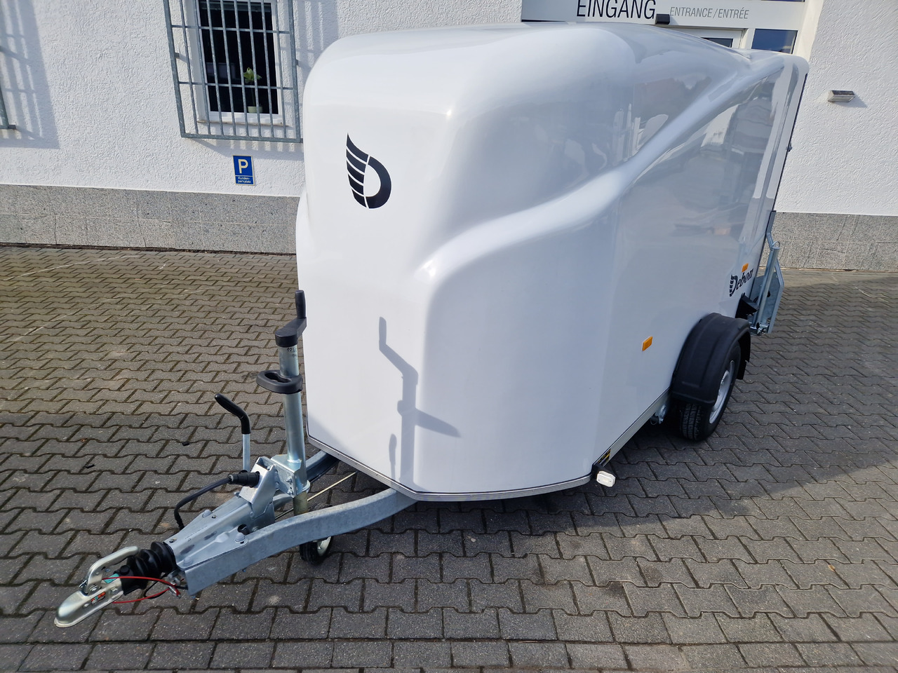 بصندوق مغلق مقطورة Debon Cargo 1300 300x152x168cm white Seitentür Pullman II 100km/H 1300kg Modell 2025: صور 14