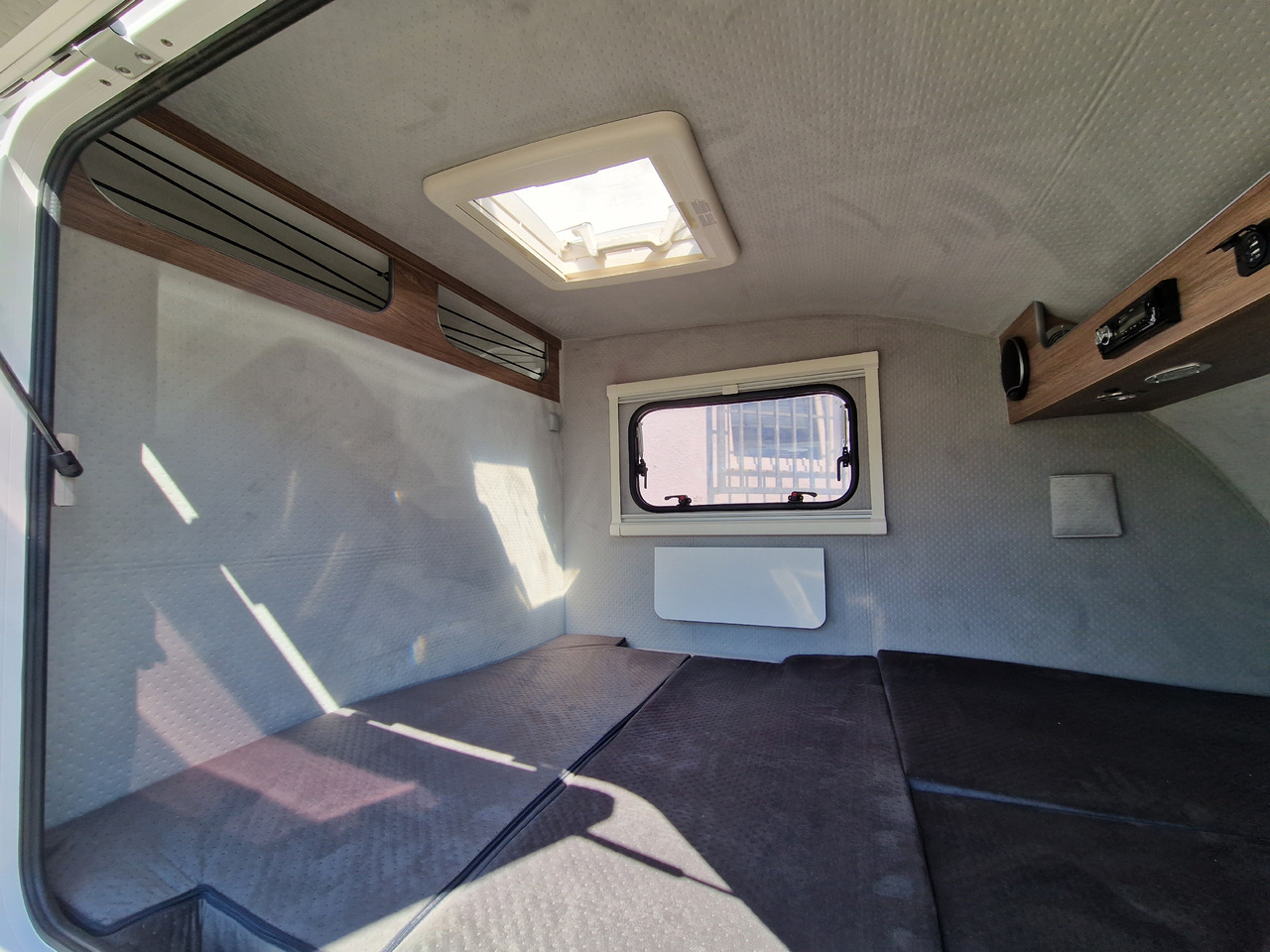 كرفان سحب Mini Camper Mini Tommy TMC25 252x140x121cm aero V1 Küche 12V/230V 100km/H 750kg gebremst Modell 24: صور 22