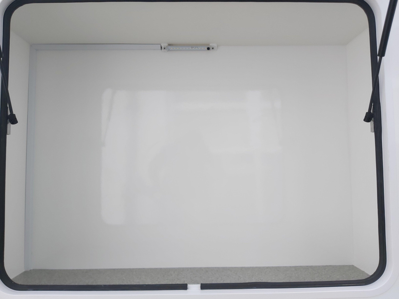 كرفان سحب Mini Camper Mini Tommy TMC25 Basic 252x140x121cm 100 km/H 750kg ungebremst Januar AKTION: صور 6