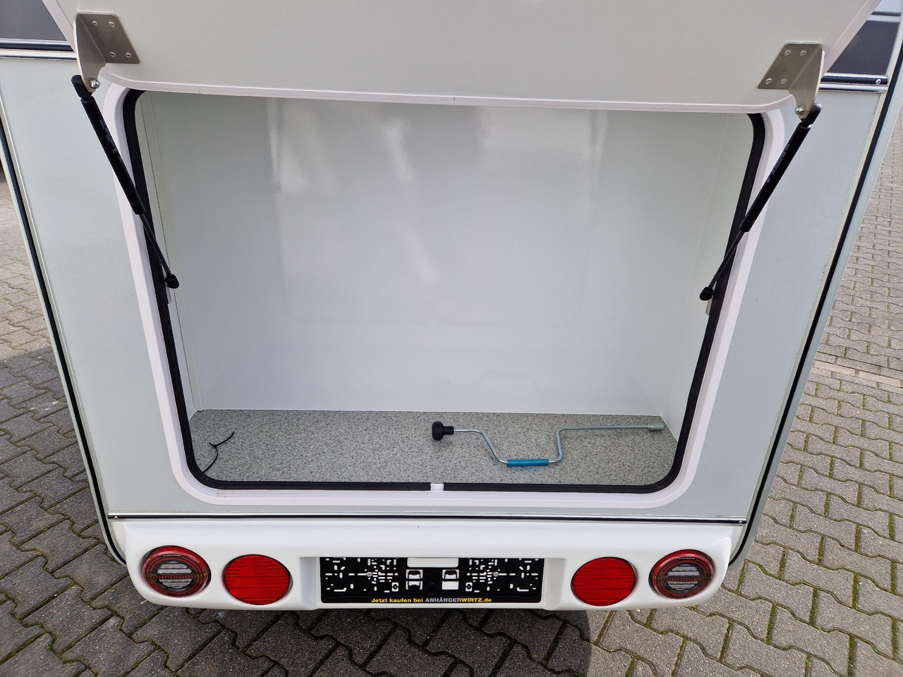 كرفان سحب Mini Camper Mini Tommy TMC25 Basic 252x140x121cm 100 km/H 750kg ungebremst Januar AKTION: صور 15