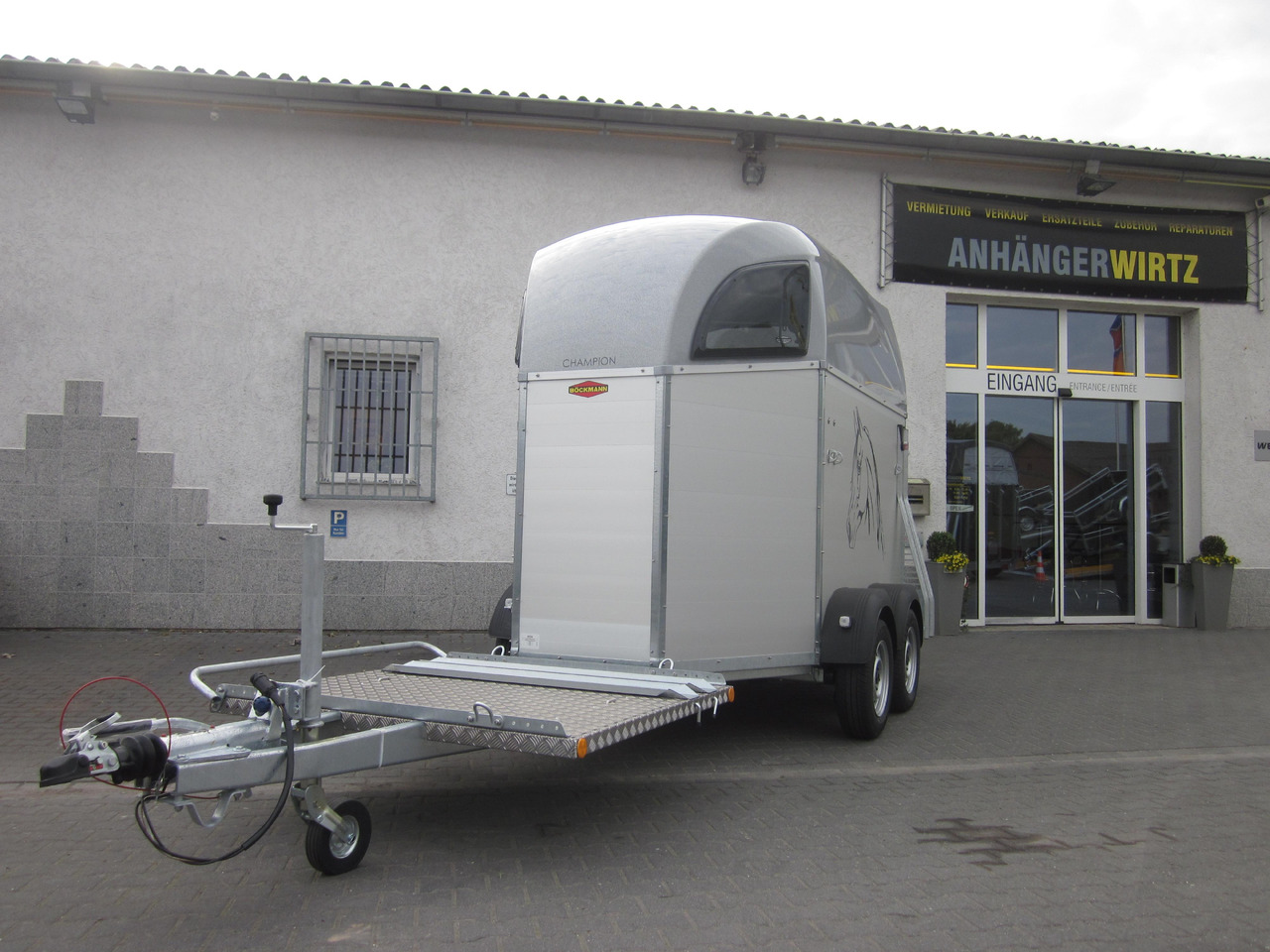 Pferdeanhänger Böckmann Champion C Kutschentransport CFF+ 100 km/H 2700kg - عربة نقل خيل: صور 1 Pferdeanhänger Böckmann Champion C Kutschentransport CFF+ 100 km/H 2700kg - عربة نقل خيل: صور 1